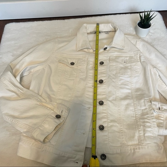 L.L. Bean White Jean Jacket - Picture 7 of 7